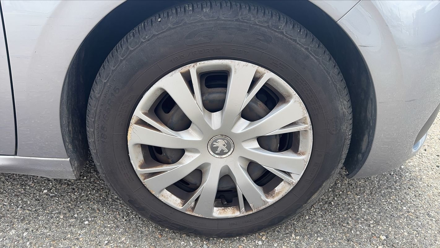 Peugeot 208 - Photo 17