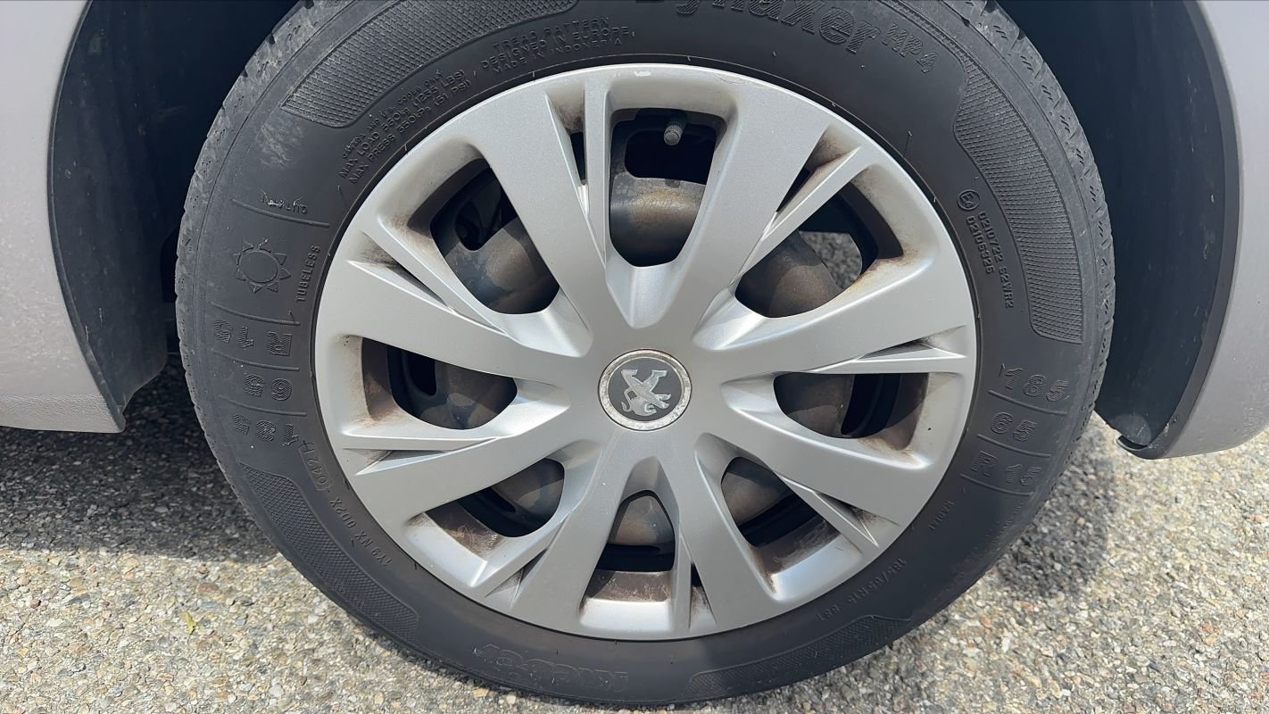 Peugeot 208 - Photo 19