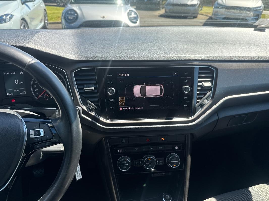 Volkswagen T-Roc - Photo 14