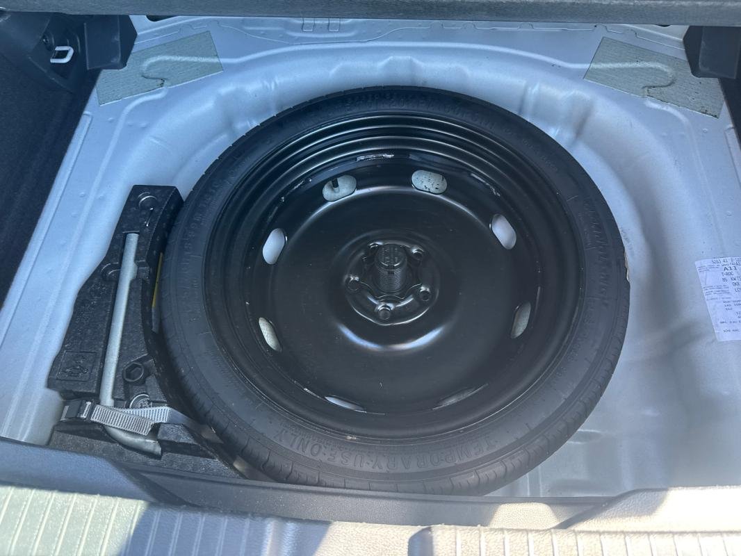 Volkswagen T-Roc - Photo 18