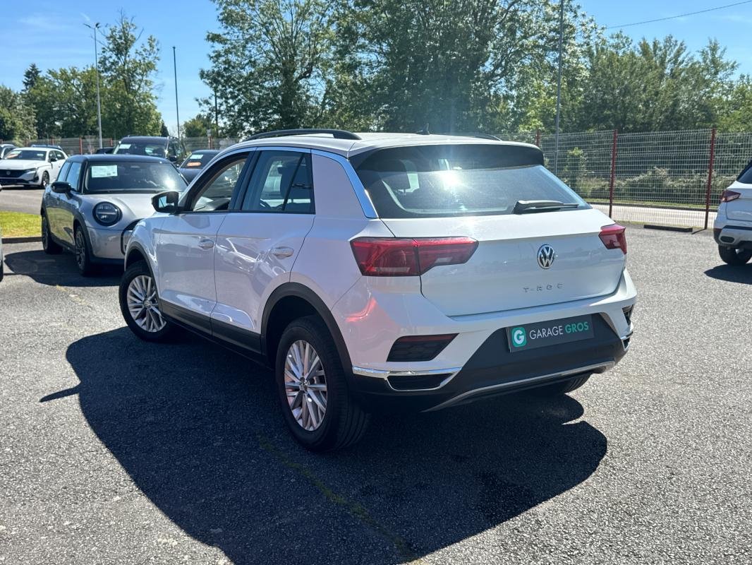 Volkswagen T-Roc - Photo 2