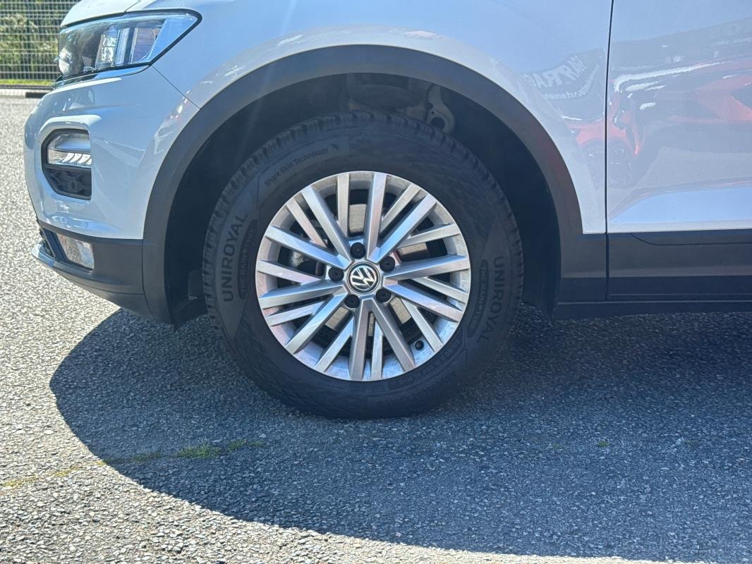 Volkswagen T-Roc - Photo 24