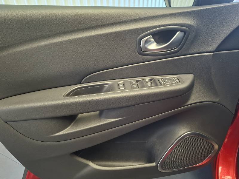 Renault Captur - Photo 16