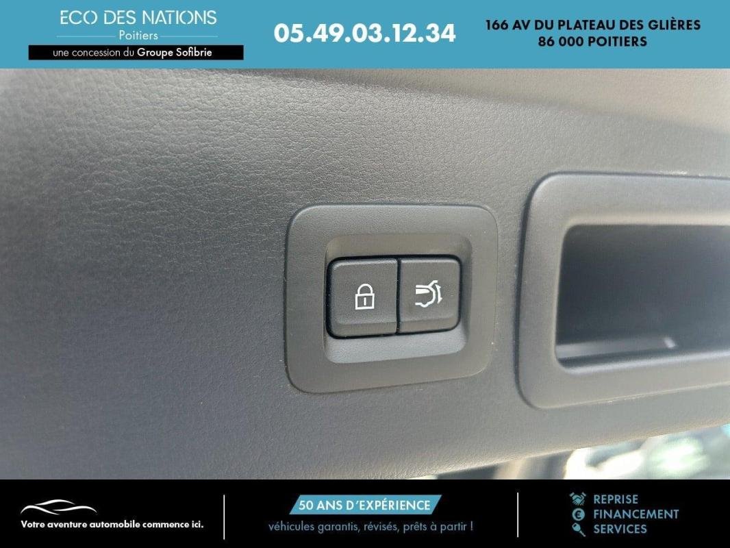 Mazda CX-30 - Photo 21