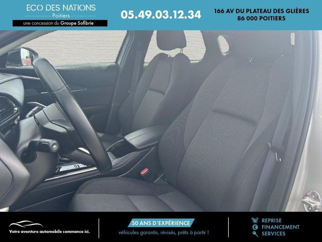 Mazda CX-30 - Photo 9