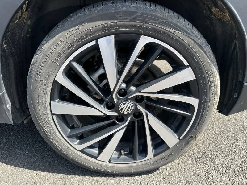 MG ZS - Photo 12