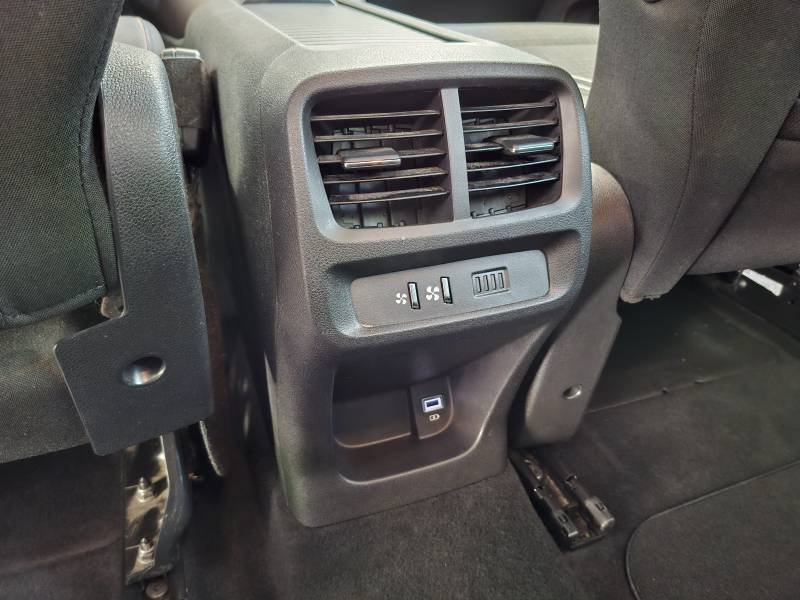 Peugeot Rifter - Photo 23