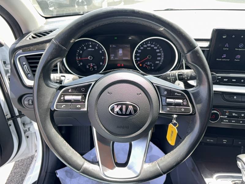 Kia CEED - Photo 13