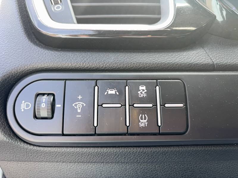 Kia CEED - Photo 19