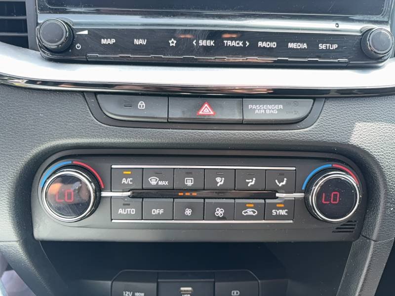 Kia CEED - Photo 22