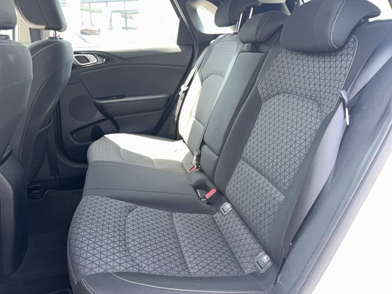 Kia CEED - Photo 30