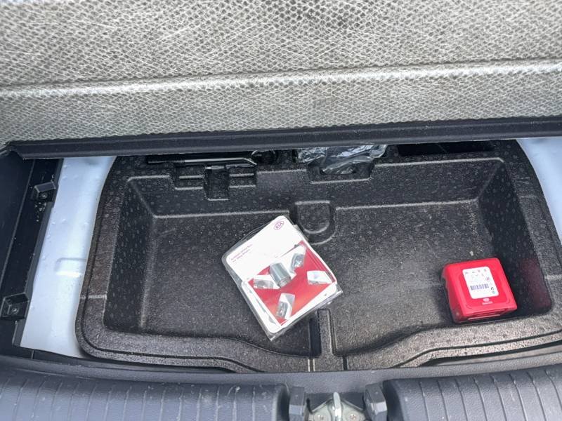 Kia CEED - Photo 35