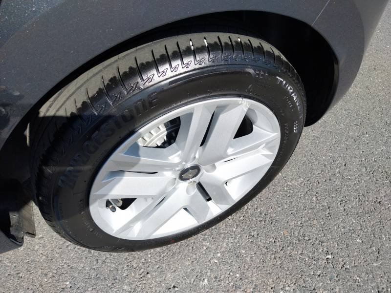 Renault Clio - Photo 13