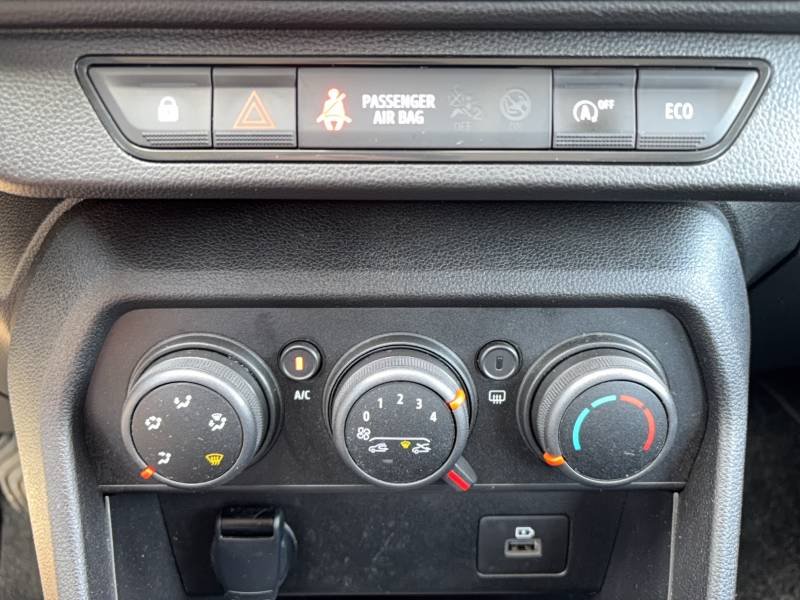 Dacia Sandero - Photo 23