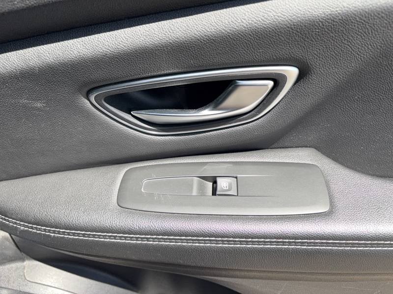Renault Grand Scénic - Photo 11