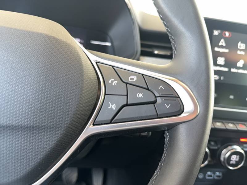 Renault Clio - Photo 27