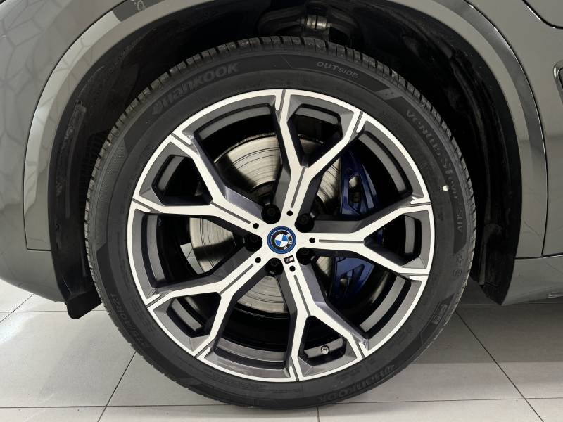 BMW X5 - Photo 20