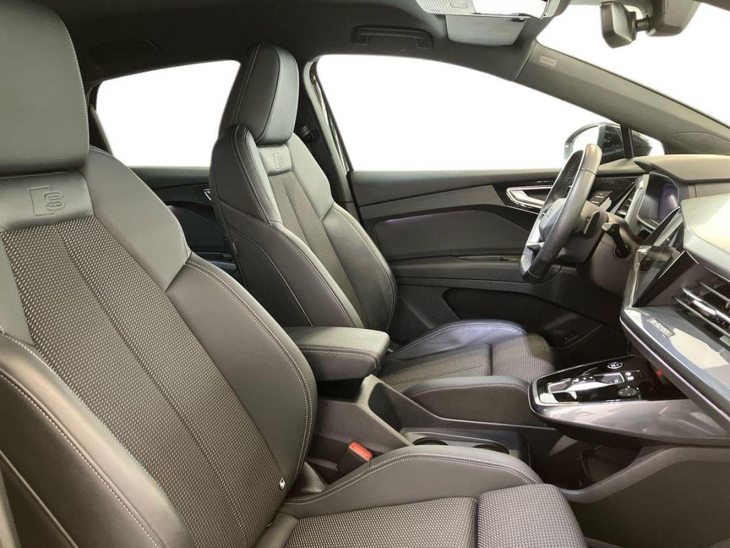 Audi Q4 e-tron - Photo 13
