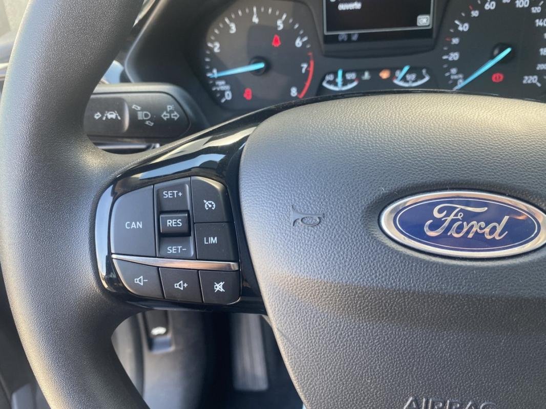 Ford Fiesta - Photo 15