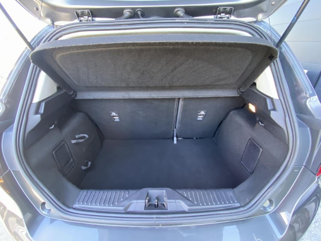 Ford Fiesta - Photo 22