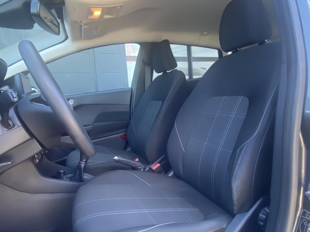 Ford Fiesta - Photo 10