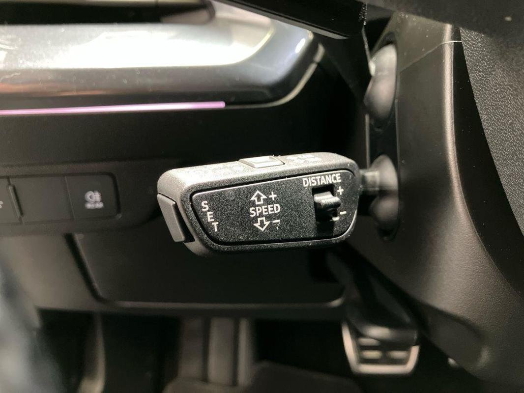 Audi Q4 e-tron - Photo 21