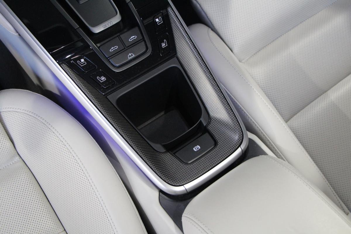 Porsche 911 - Photo 20
