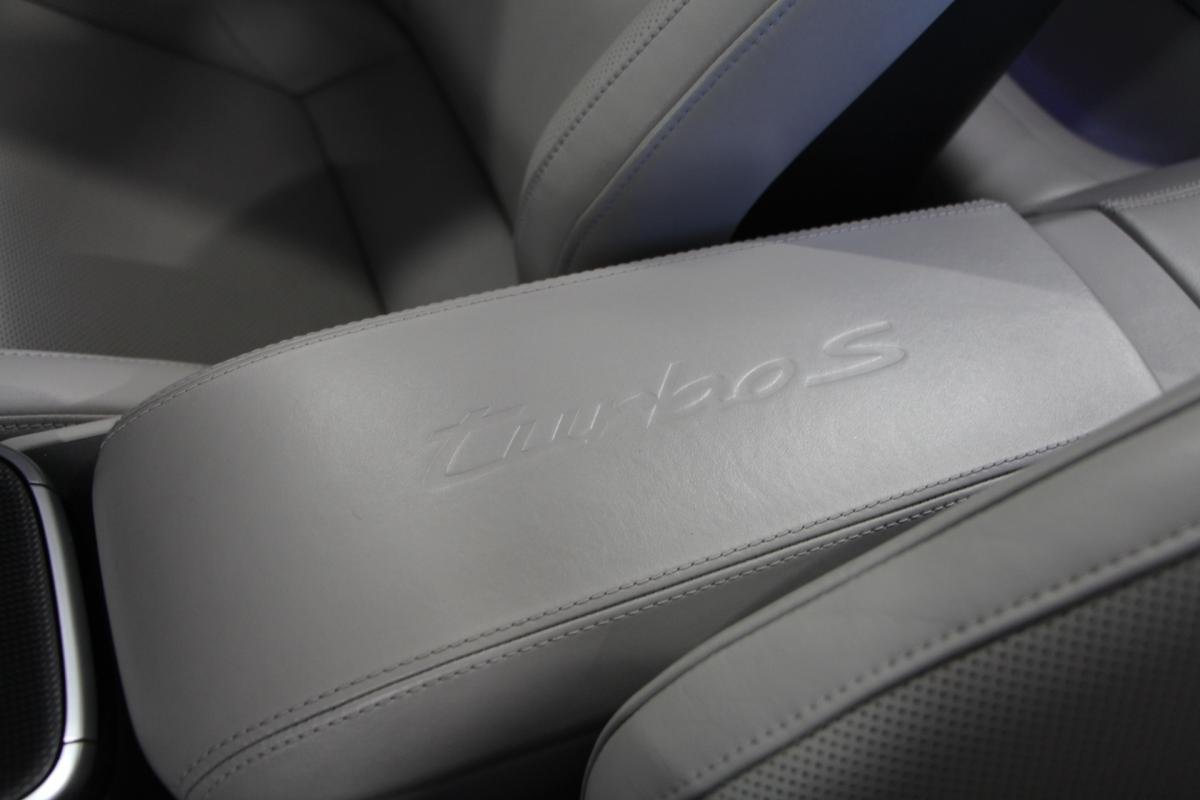 Porsche 911 - Photo 34