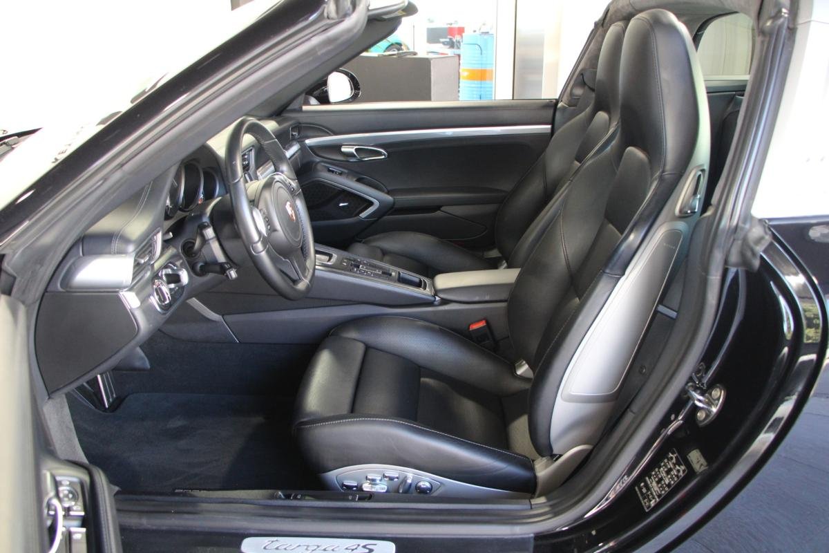 Porsche 911 - Photo 11