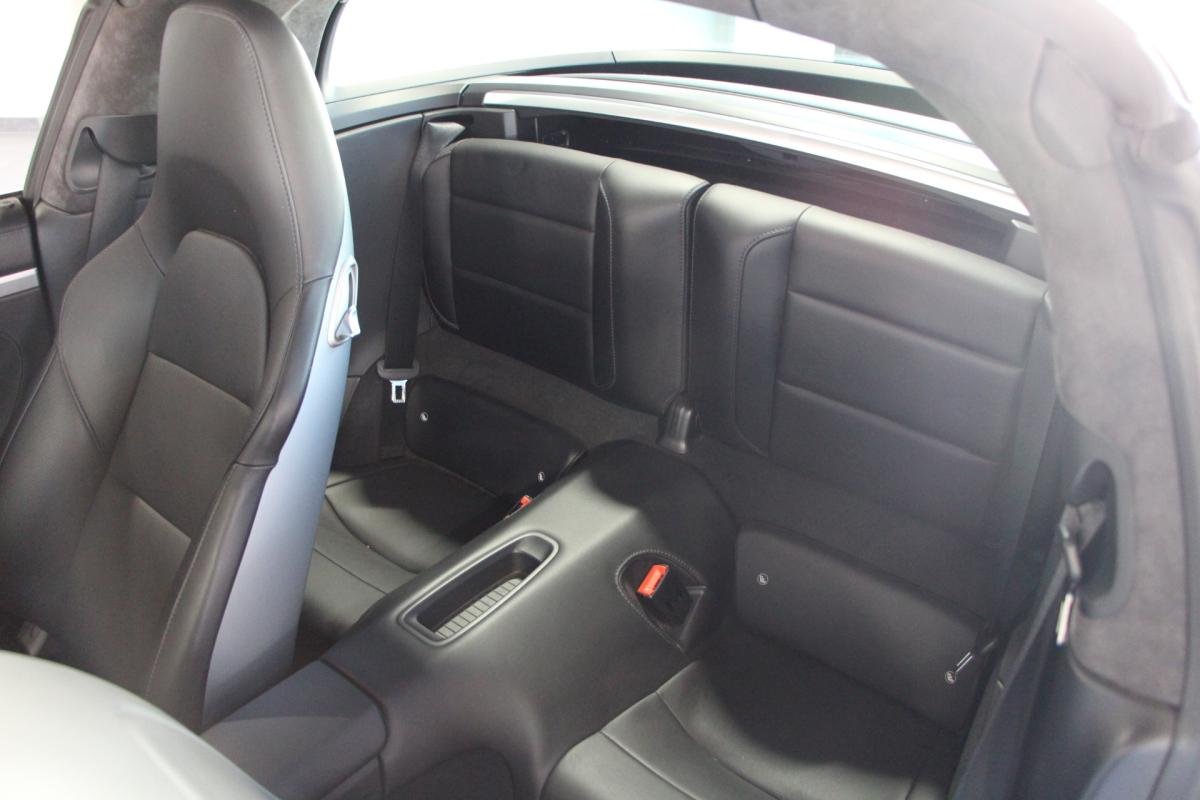 Porsche 911 - Photo 26