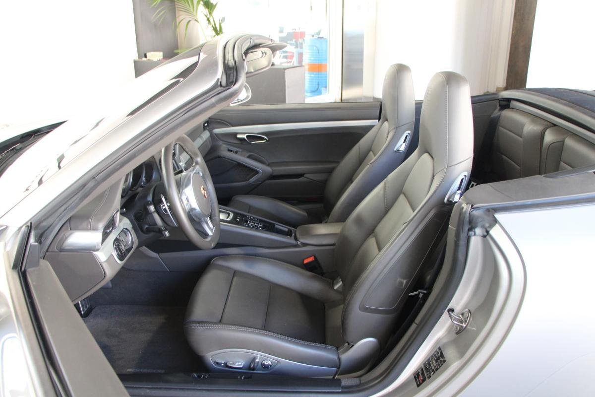Porsche 911 - Photo 11