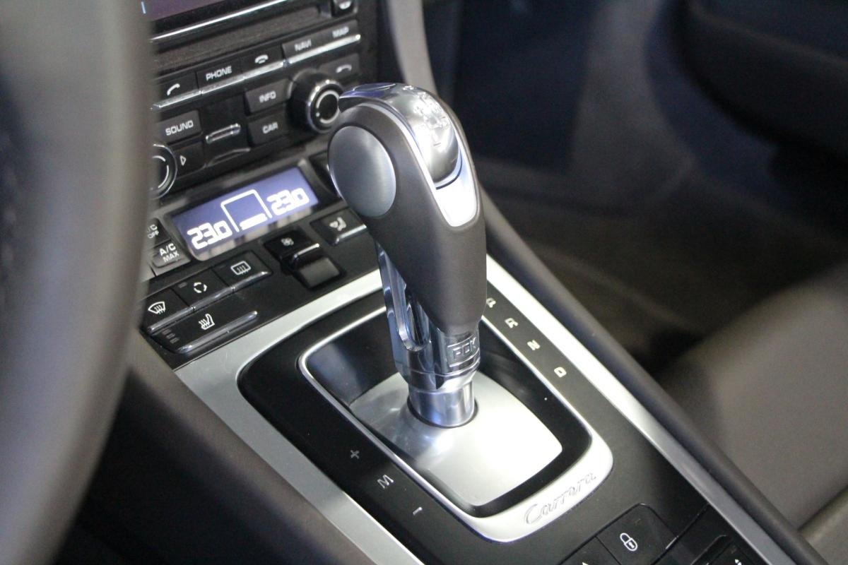 Porsche 911 - Photo 22