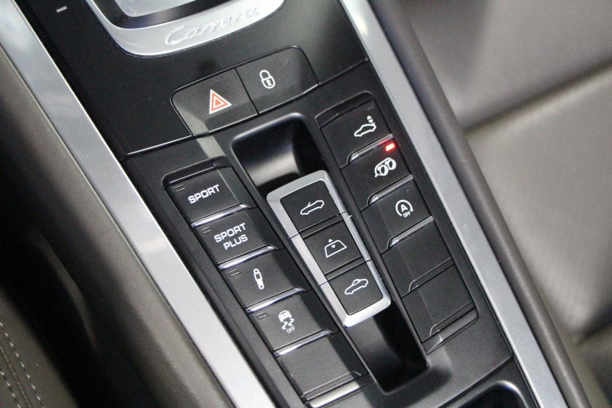 Porsche 911 - Photo 23