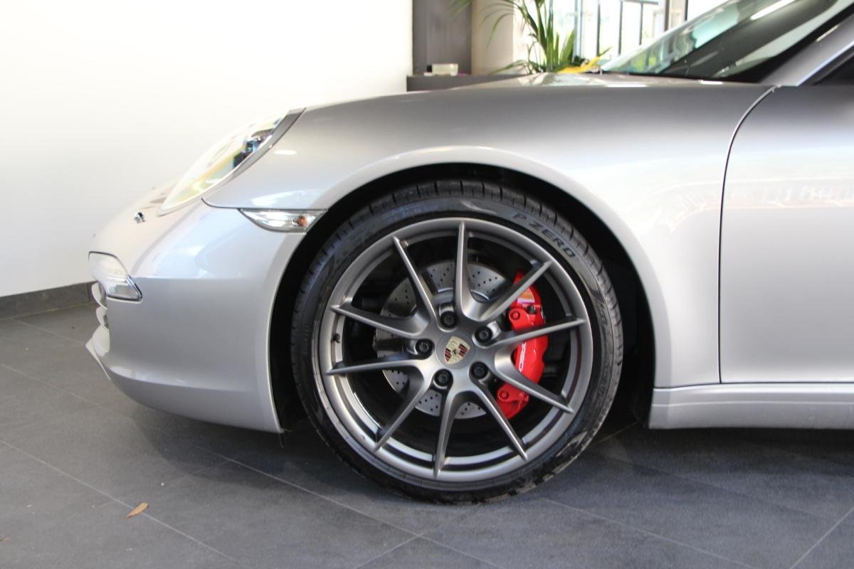 Porsche 911 - Photo 9