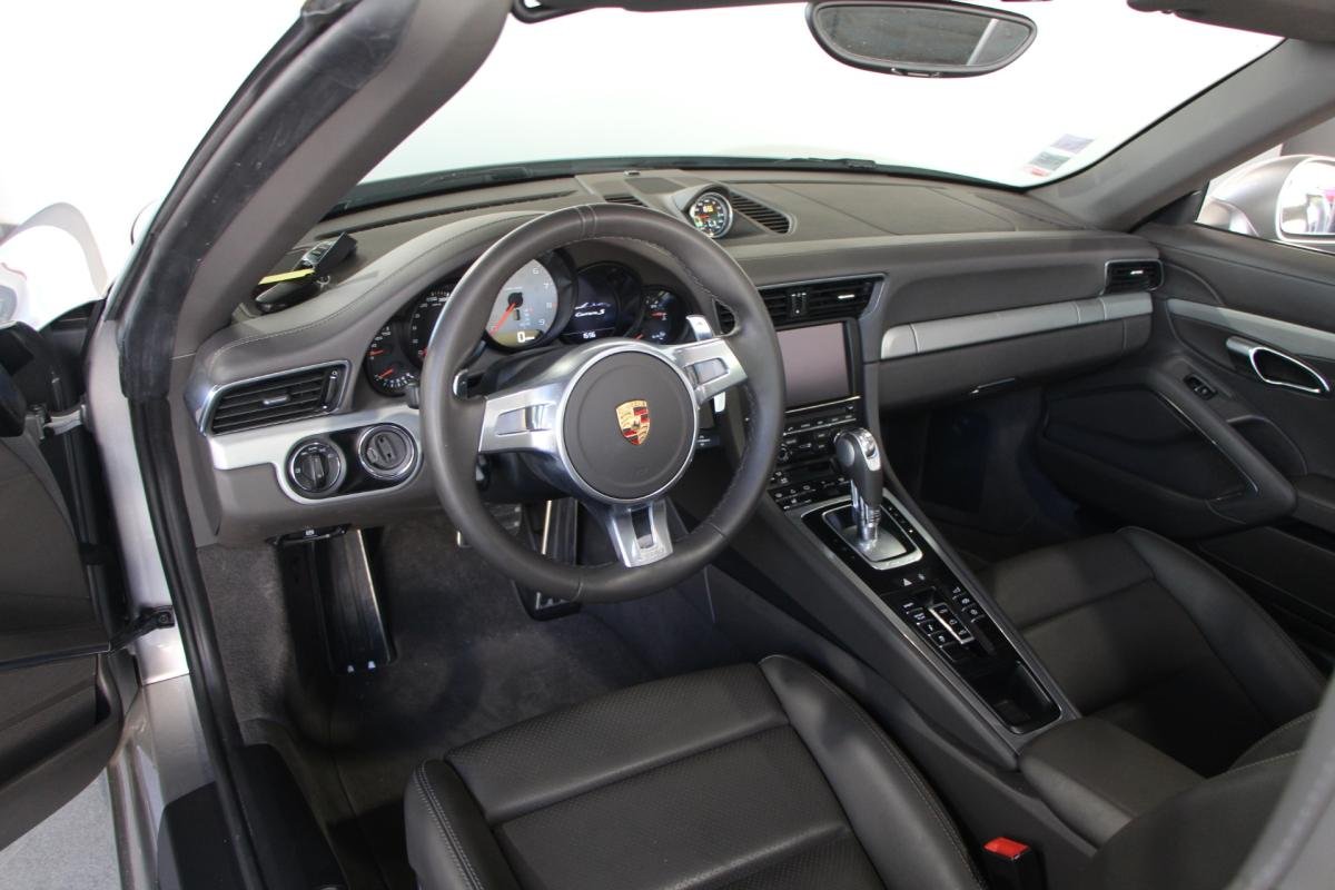 Porsche 911 - Photo 10