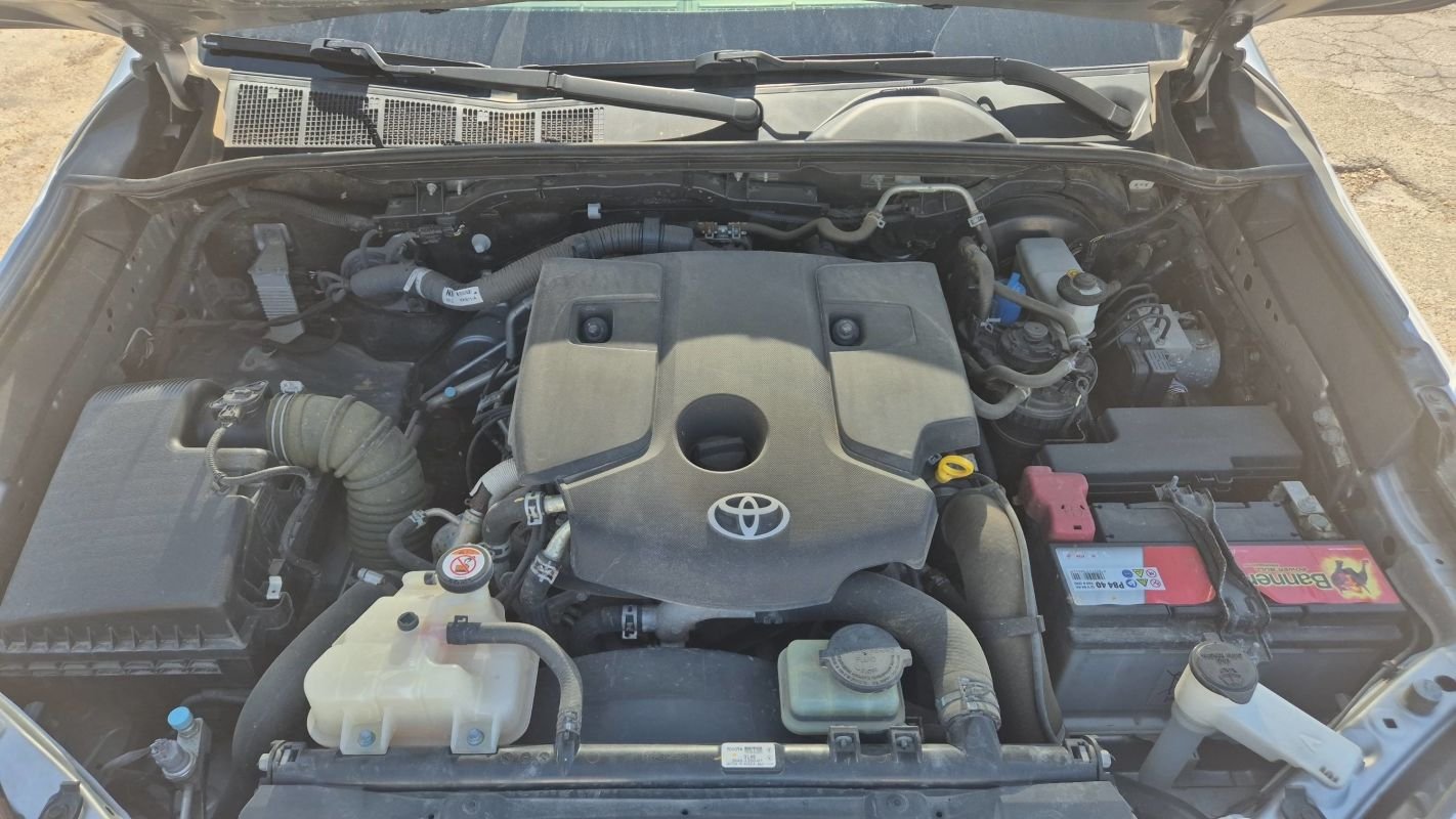 Toyota Hilux - Photo 15