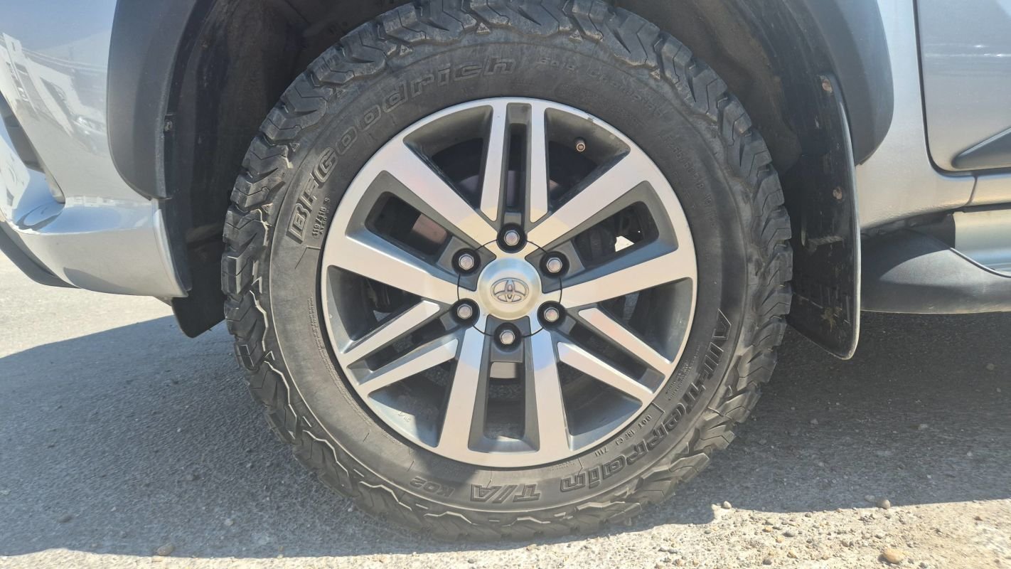 Toyota Hilux - Photo 18
