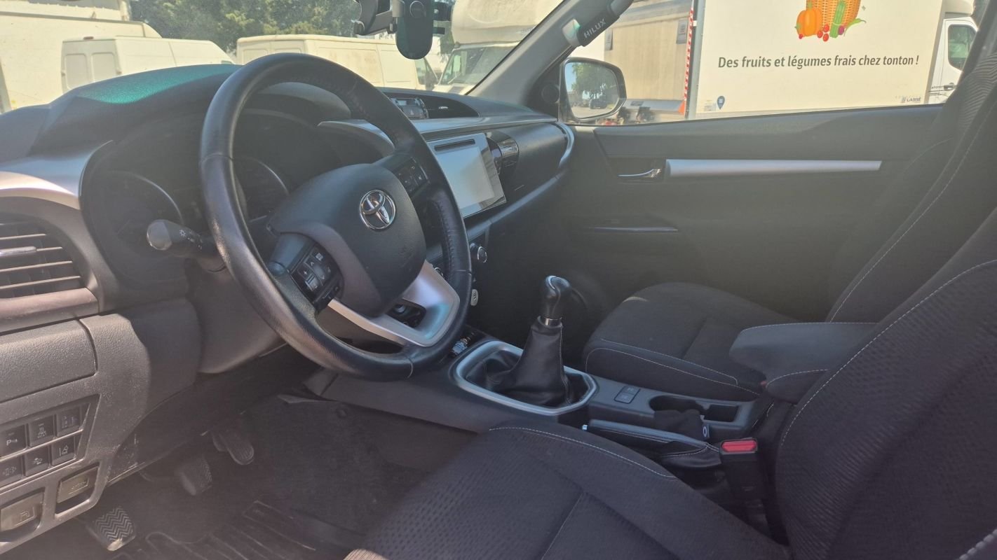 Toyota Hilux - Photo 8