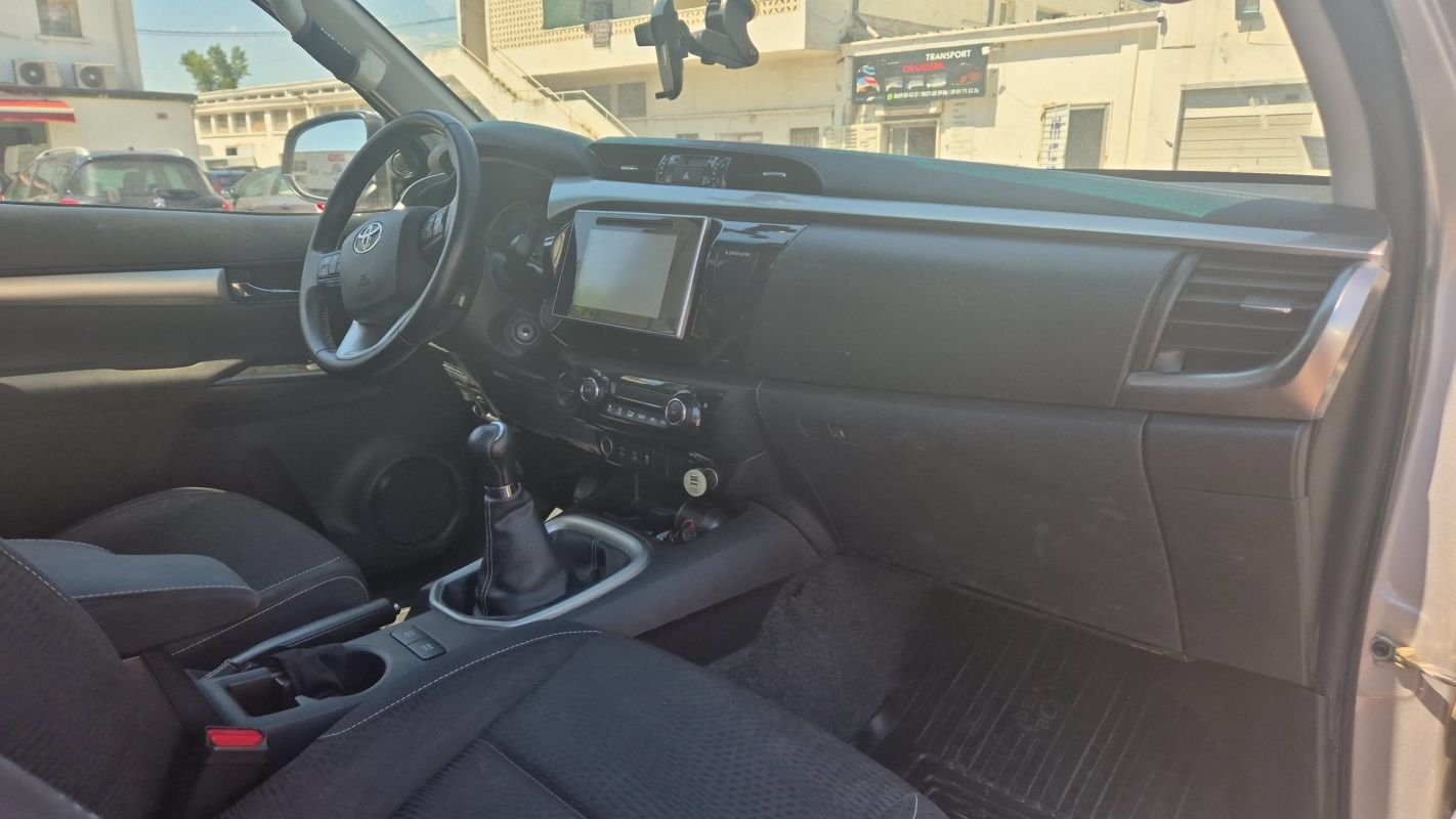 Toyota Hilux - Photo 10