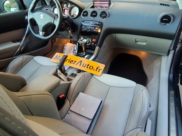Peugeot 308 CC - Photo 6
