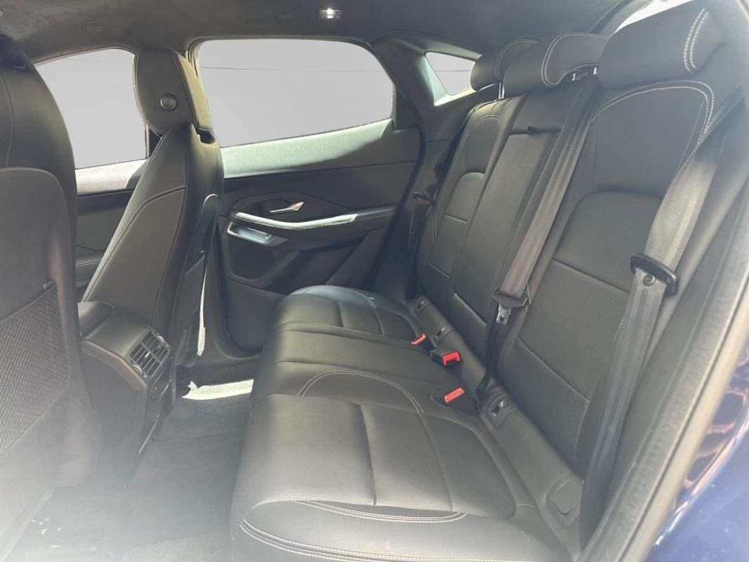 Jaguar E-PACE - Photo 18