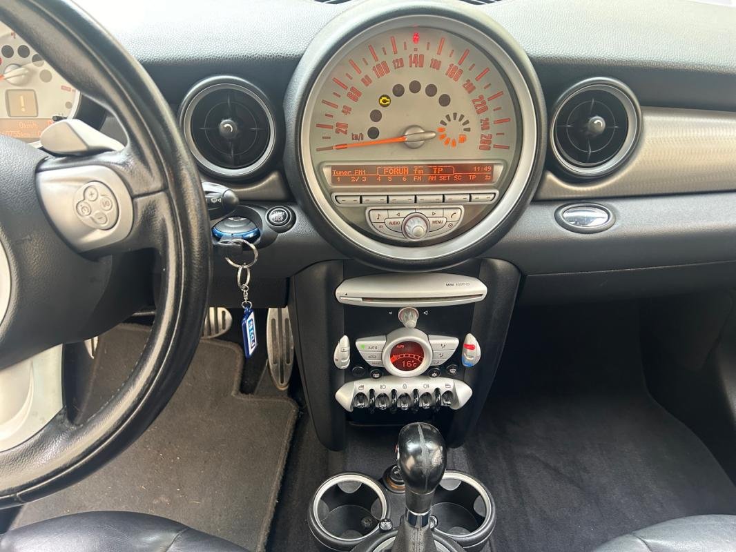 Mini Cooper S - Photo 11
