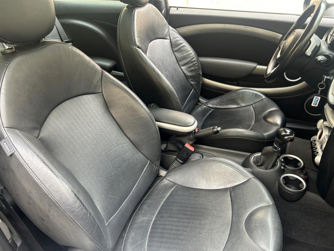 Mini Cooper S - Photo 17