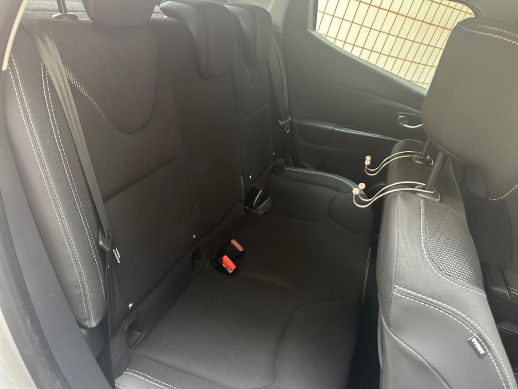Renault Clio - Photo 15