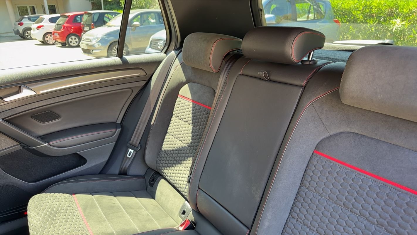 Volkswagen Golf - Photo 9