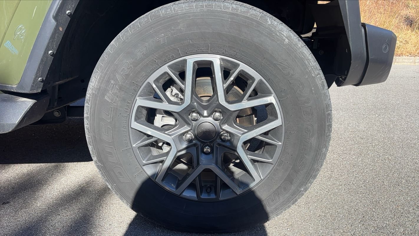 Jeep Wrangler - Photo 17