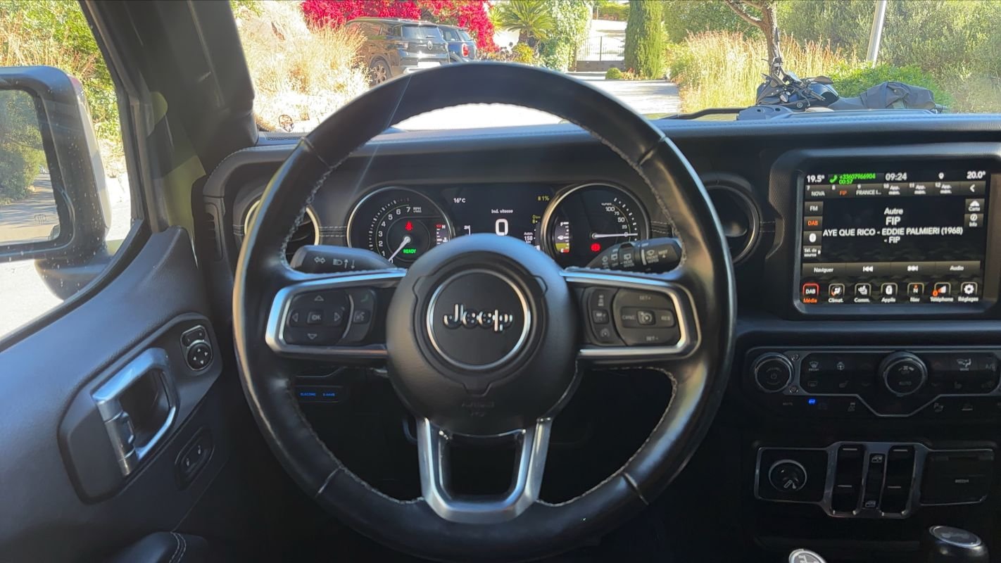Jeep Wrangler - Photo 23