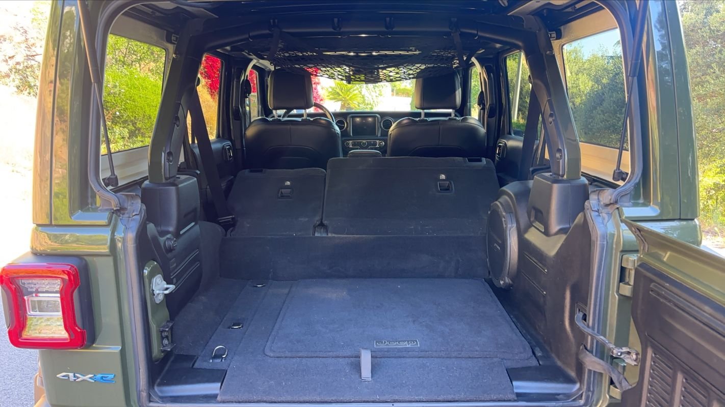 Jeep Wrangler - Photo 25