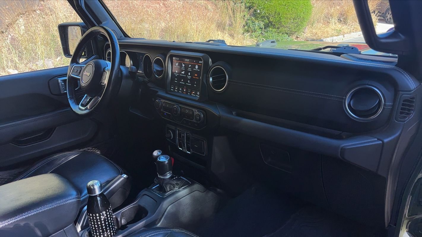 Jeep Wrangler - Photo 10