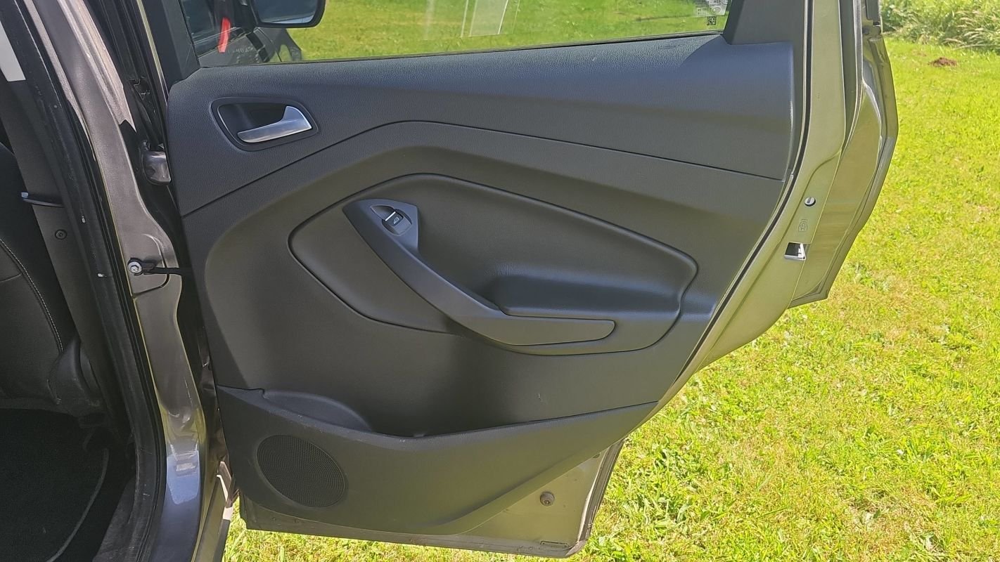 Ford Kuga - Photo 28